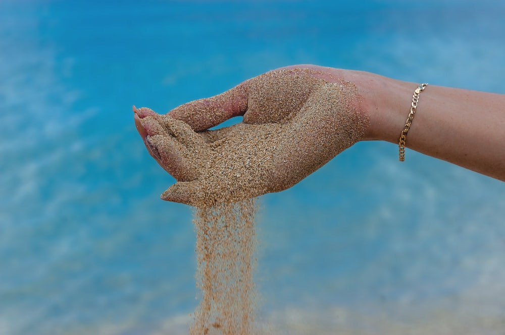 Glue Sand Projects 4 Amazing Projects to Give Your Home a Beachy